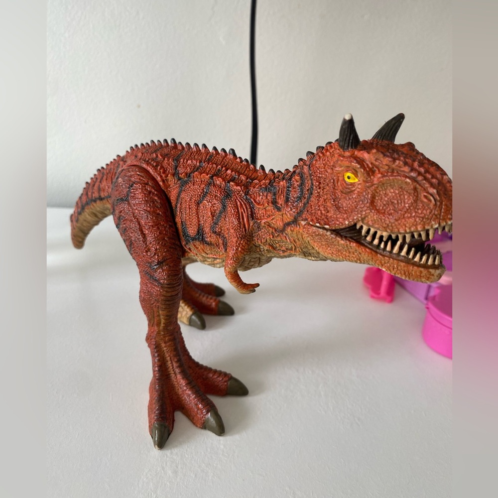 Heavy carnosaurus toy